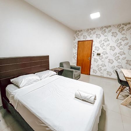 Apartamento Departamento bonito y acogedor cerca de todo! Asunción Exterior foto